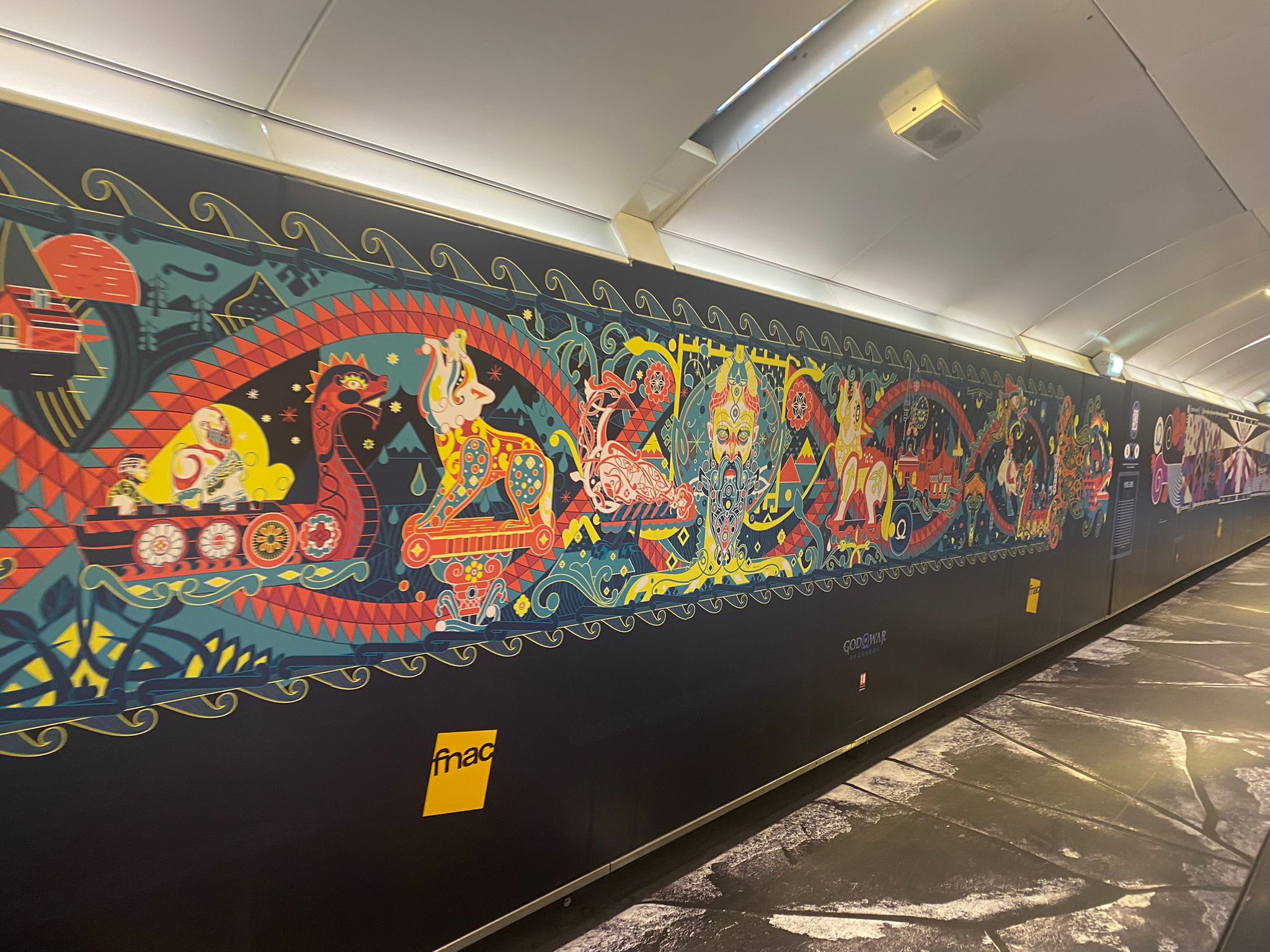 Fresque PlayStation God of War dans le métro parisien — Yoaz illustrateur